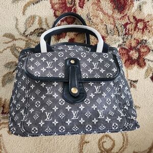 Louis Vuitton Black Monogram Women's Bag